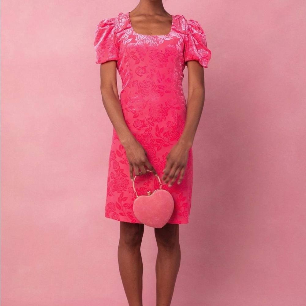 NWT Ivy City Co Eva Bow Dress in pink jacquard velvet